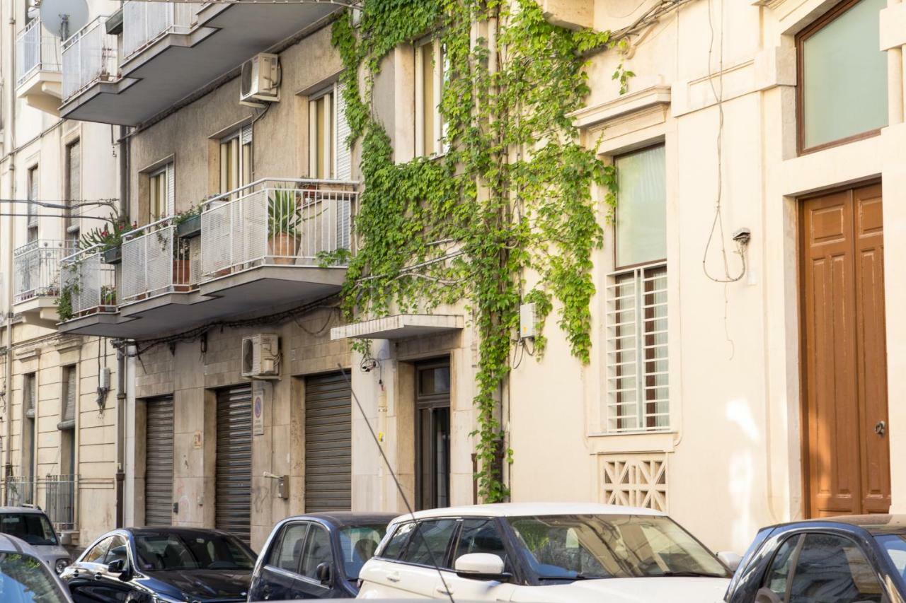 B&B Solea Catania Bagian luar foto