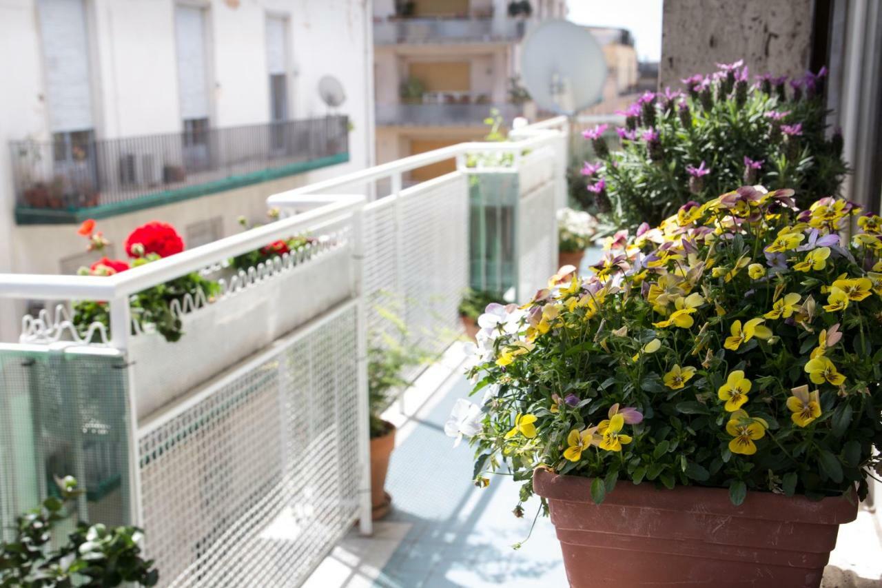 B&B Solea Catania Bagian luar foto