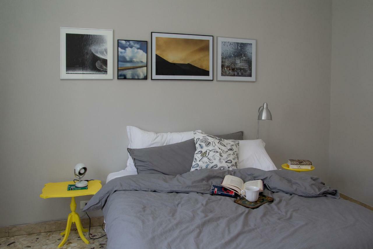 B&B Solea Catania Bagian luar foto